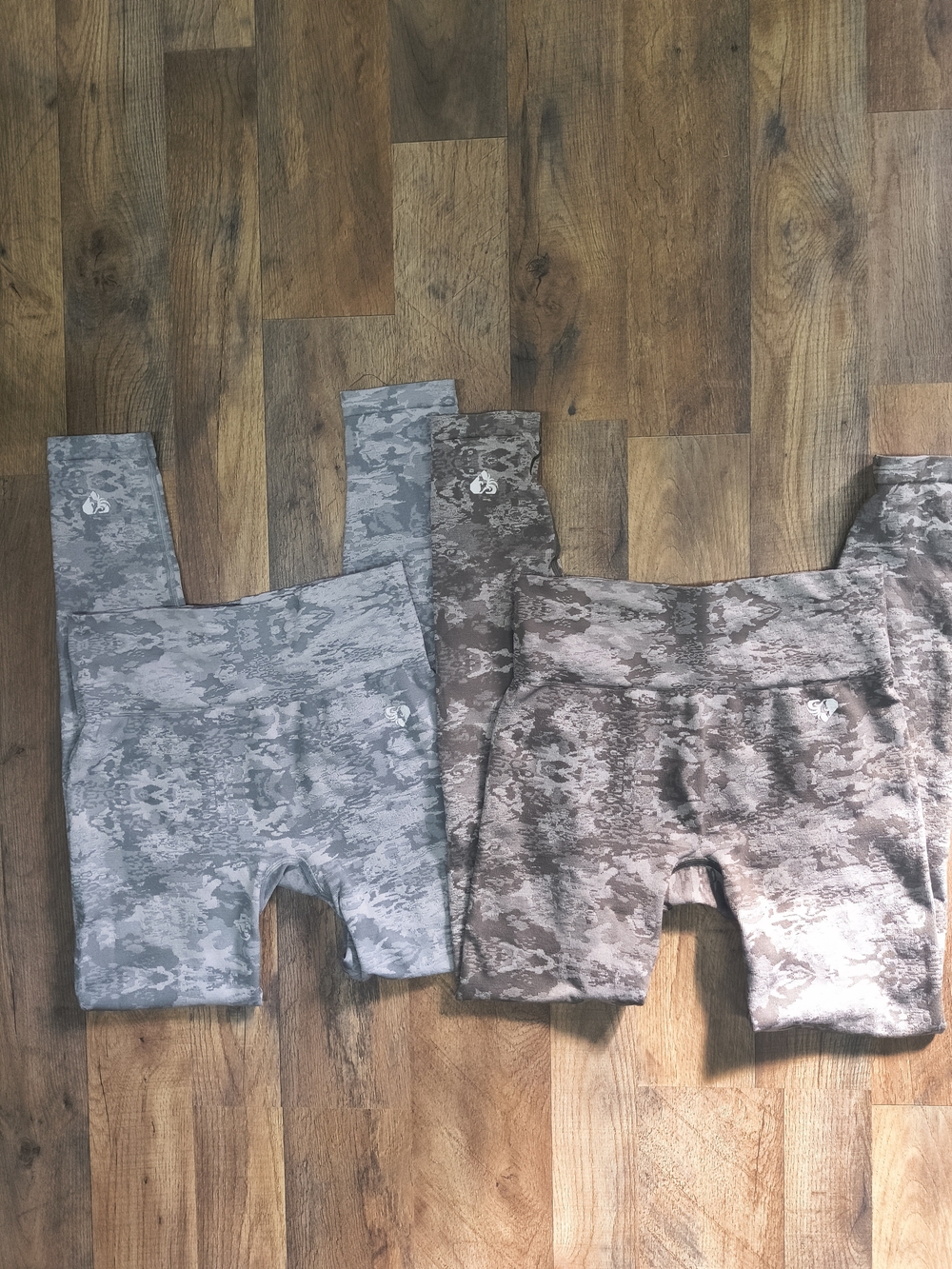 2 pairs of leggings Women's Best